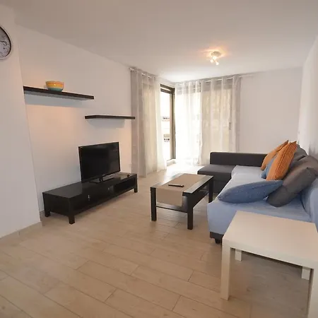Valdes Center * Los Cristianos